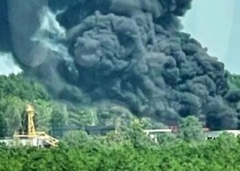 У військовому госпіталі Брянська зайнялась масштабна пожежа