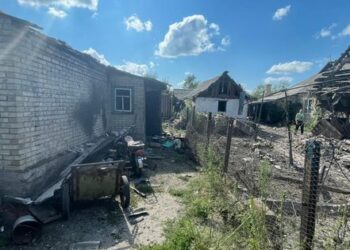 Російські артилеристи вбили двох дітей у селі на Донеччині