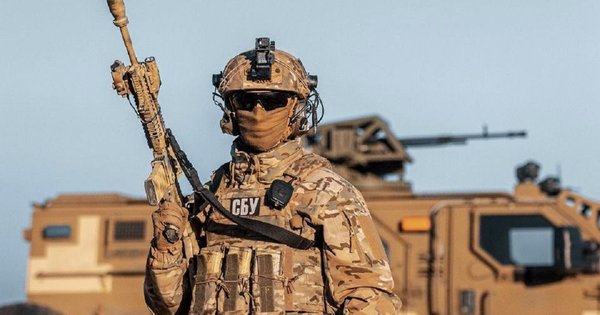 СБУ показала, як її спецпризначенці знищили «нову партію росіян» і техніки РФ