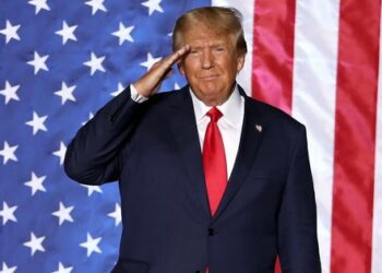 Трамп пояснив, як хоче «змусити до миру» Росію та Україну