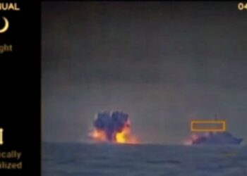 ГУР показало відео роботи надводних безпілотників у Чорному морі