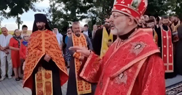 Митрополит Чернівецький і Буковинський ПЦУ заявив, що влада України вигадує війну