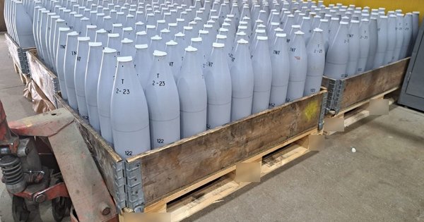 В Україну доставили перші партії виготовлених за кордоном 122-мм осколково-фугасних снарядів