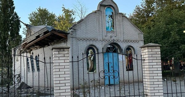 Росіяни вдарили по житловому кварталу Запоріжжя, щонайменше 3 людини загинули