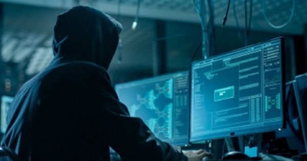 Українські хакери зламали сайти російських волонтерів, а їх кошти передали на «Азов»