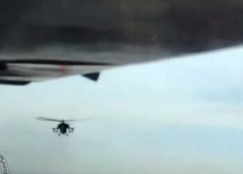 ГУР показало безуспішне полювання авіації РФ на український дрон у Криму