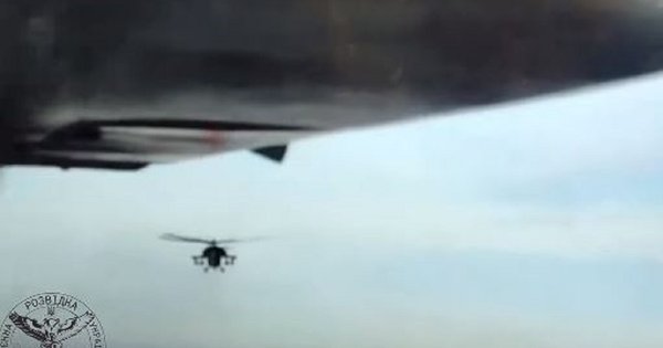 ГУР показало безуспішне полювання авіації РФ на український дрон у Криму