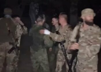 ВМС провели спецоперацію й повернули з окупації двох десантників (відео)