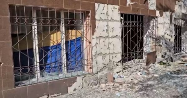 Росіяни обстріляли будівлю гімназії в Херсоні
