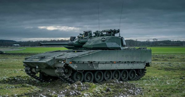 Україна та Швеція планують спільно виробити тисячу БМП CV-90