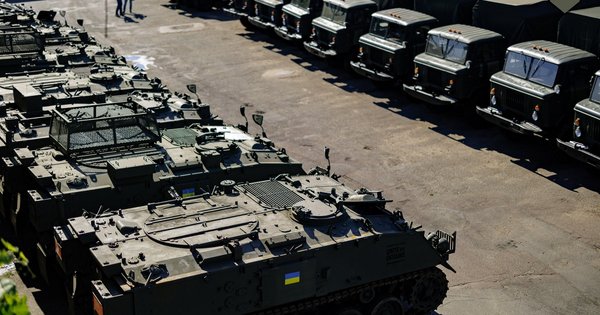 Світовий конгрес українців купив для Сил ТрО 15 британських бронетранспортерів