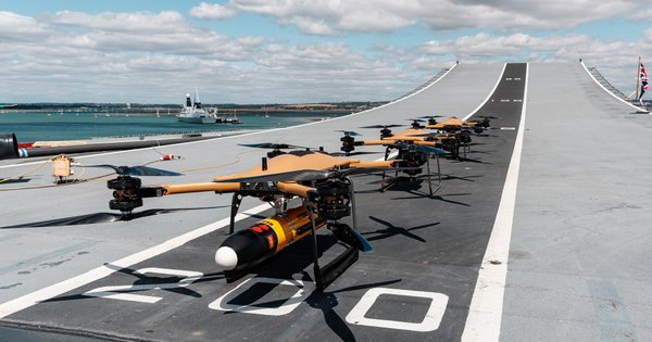 Велика Британія передала Україні важкі БПЛА Malloy T400