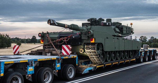В США розповіли, коли Україна отримає перші танки Abrams