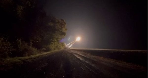 «Схеми» показали супутникові знімки наслідків удару ЗСУ по аеропорту Бердянська