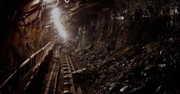 Окупанти ріжуть на брухт шахти Луганщини під приводом «консервації»