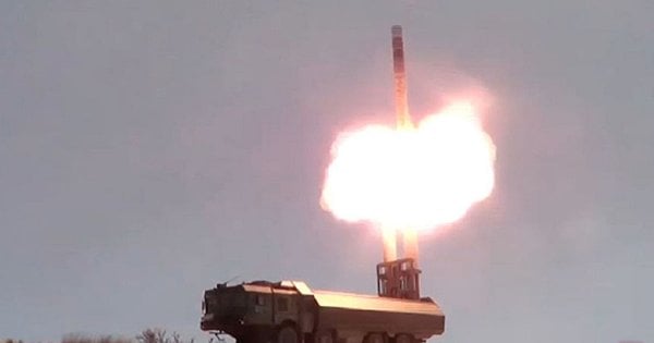 Росіяни вдарили ракетами по судноремонтному заводу на Одещині