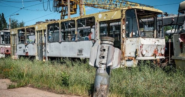 Міський голова Харкова розповів, яку кількість громадського транспорту знищили росіяни