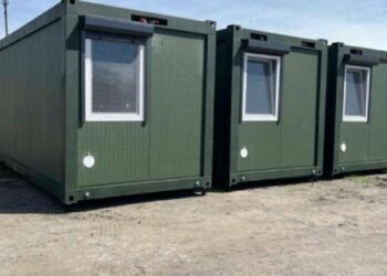 Міноборони передало військовим житлові модулі з кондиціонером та душем