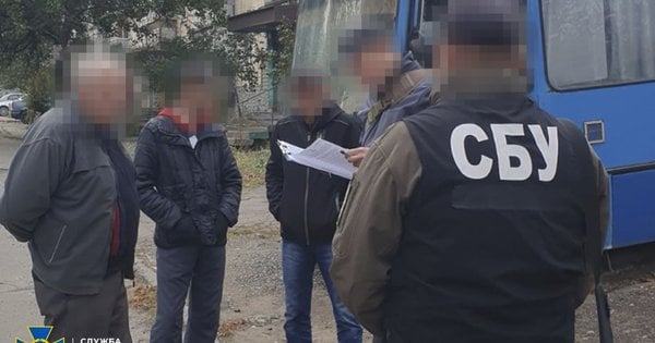 СБУ затримала перевізника, який після захоплення Херсона працював на Росію