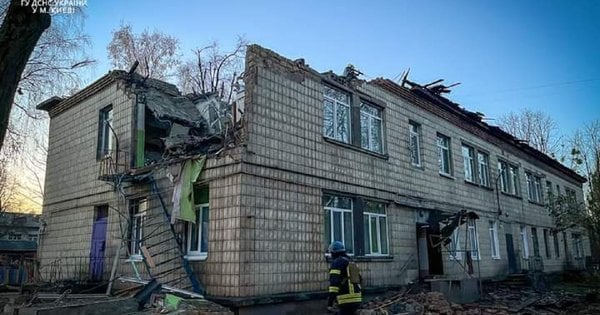 Речник Повітряних сил розповів про нову тактику запуску росіянами дронів-камікадзе