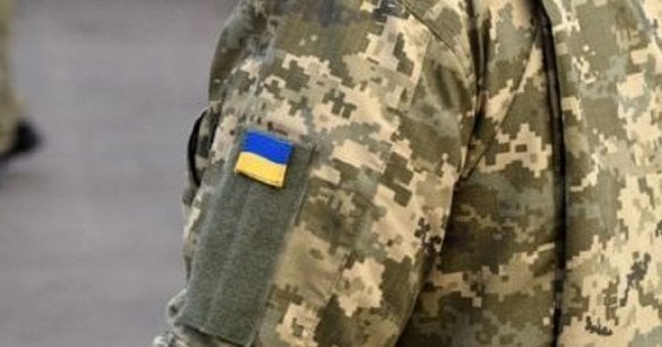 Солдата з розтрощеною на фронті ногою ув’язнили за неявку на шикування на Закарпатті