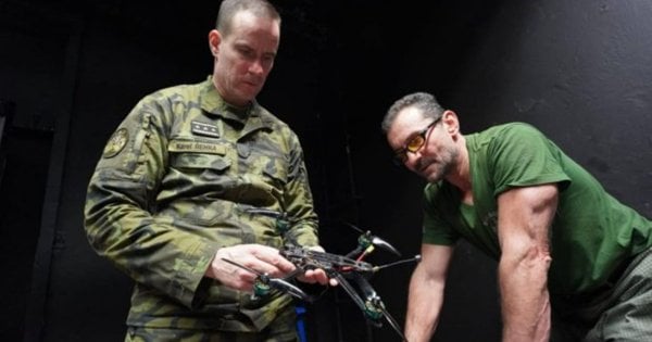 Чеська асоціація оголосила збір на 10 тис. FPV-дронів для України