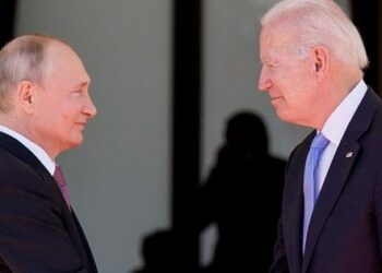США хочуть передати Україні заморожені кошти РФ як аванс компенсації збитків, – FT
