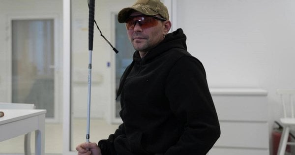 У центрі «Незламні» проходить реабілітацію 36-річний військовий із повністю втраченим зором