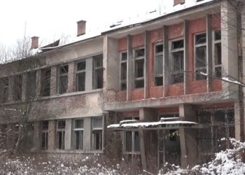 Кошти Міноборони на міни для ЗСУ пішли на купівлю закинутого військового заводу в Боснії
