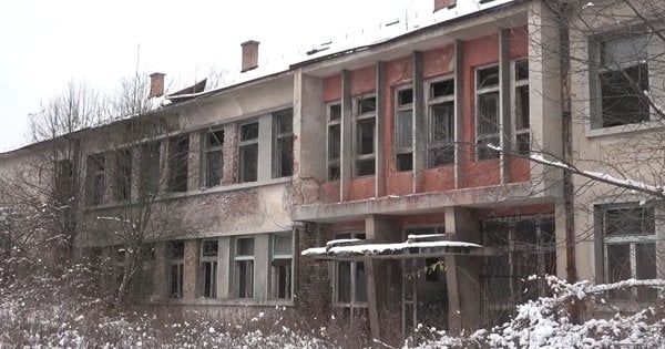 Кошти Міноборони на міни для ЗСУ пішли на купівлю закинутого військового заводу в Боснії