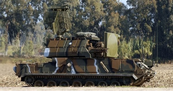 Українські розвідники показали ураження російського зенітно-ракетного комплексу