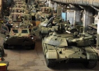 Уряд дозволив бронювати працівників оборонно-промислового комплексу без обмежень за кількістю