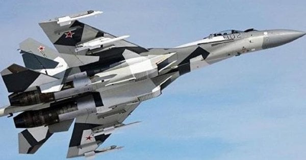 Повітряні сили знищили три російські винищувачі на сході України