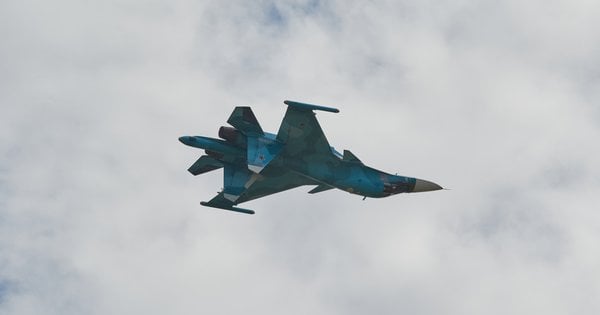 ППО за ніч знищила ще один Су-34, понад десяток дронів та ракету