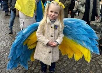 Українці у всьому світі вийшли на вулиці у день початку війни. Як це було. (фото,відео)