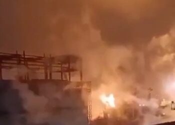 Вночі у російському Липецьку сталась пожежа на металургійному комбінаті