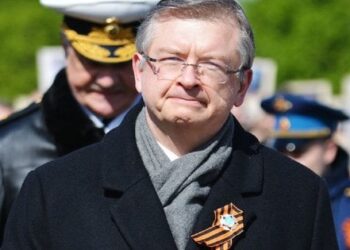 Посол Росії у Польщі проігнорував виклик в МЗС через інцидент з ракетою і виїхав з країни