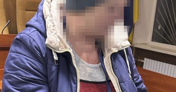 СБУ затримала 57-річну екс-вчительку, яка допомогла росіянам взяти у полон кількох українців
