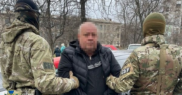 СБУ викрила далекобійника, який збирав для росіян дані про кораблі ЗСУ на Одещині