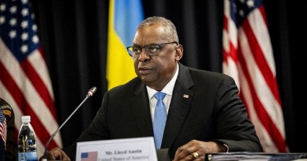 Міністр оборони США розкритикував удари українських дронів по російських НПЗ