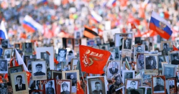 Британська розвідка пояснила, чому Кремль скасував традиційну ходу до 9 травня