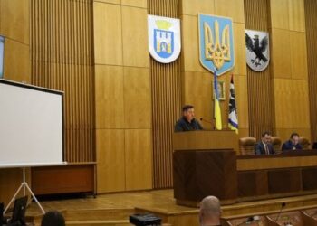 Івано-франківські депутати просять спрямувати гроші з фінансування партій на ЗСУ
