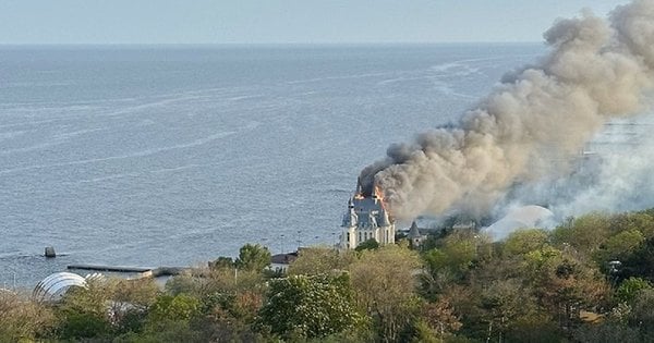 Російські військові атакували Одесу балістикою, є загиблі та пораненні