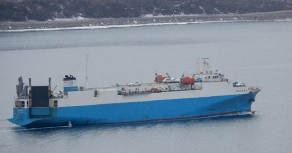 Супутник зафіксував у Китаї російський корабель, який постачає зброю з КНДР