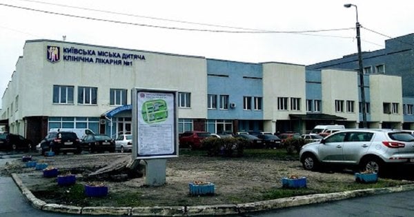 У Києві через наміри росіян атакувати медзаклади терміново евакуюють дві лікарні