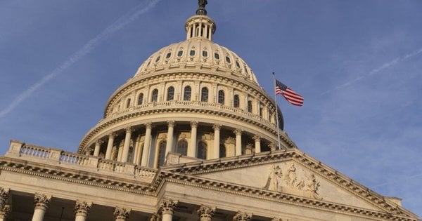 Лідери Конгресу США дійшли згоди у питанні допомоги Україні та Ізраїлю