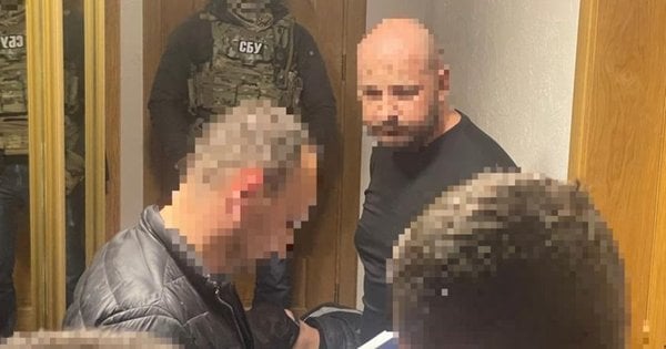 36-річний львів’янин за 8000 доларів виготовляв фіктивні документи ухилянтам