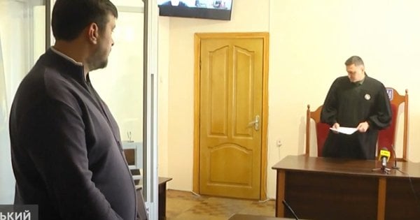 Хмельницький суд оштрафував помічника священика УПЦ МП за побиття військового