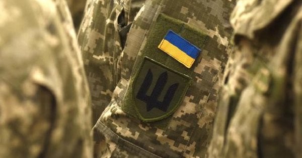 На Дніпропетровщині чоловік з ножем напав на працівника ТЦК