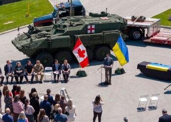 Канада оголосила про передачу Україні першої партії санітарних бронемашин ACVS